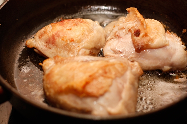 Как приготовить бедро курицы