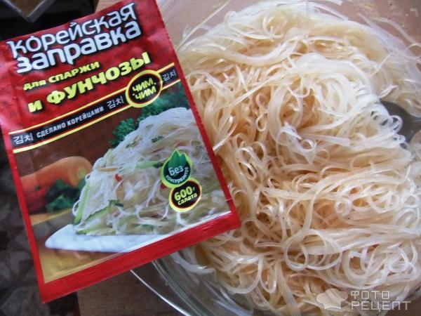 Фунчоза с курицей и овощами фото