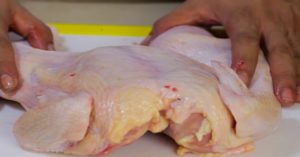 Как разделать курицу от костей